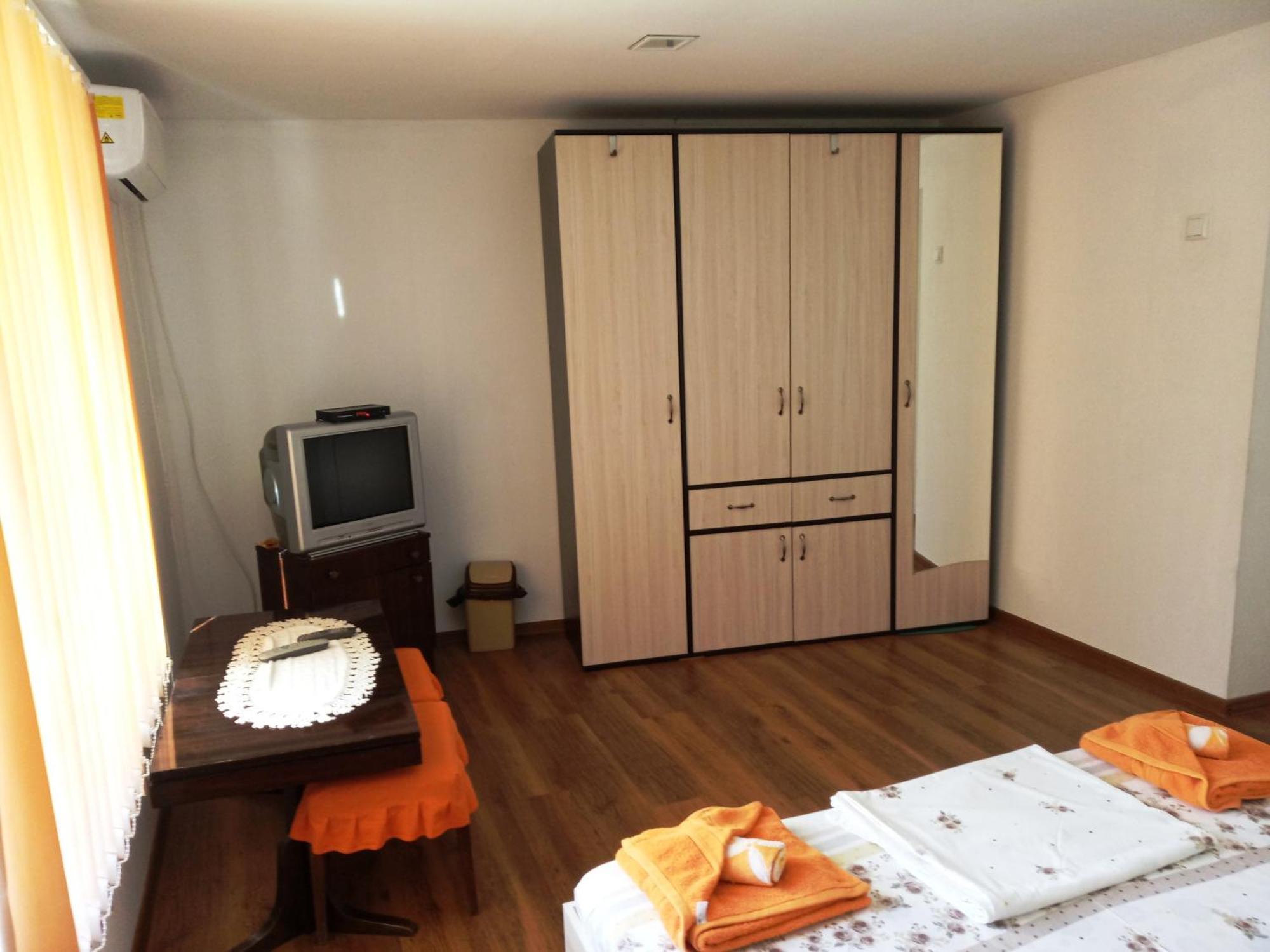 Divna Guest House كروشونا المظهر الخارجي الصورة